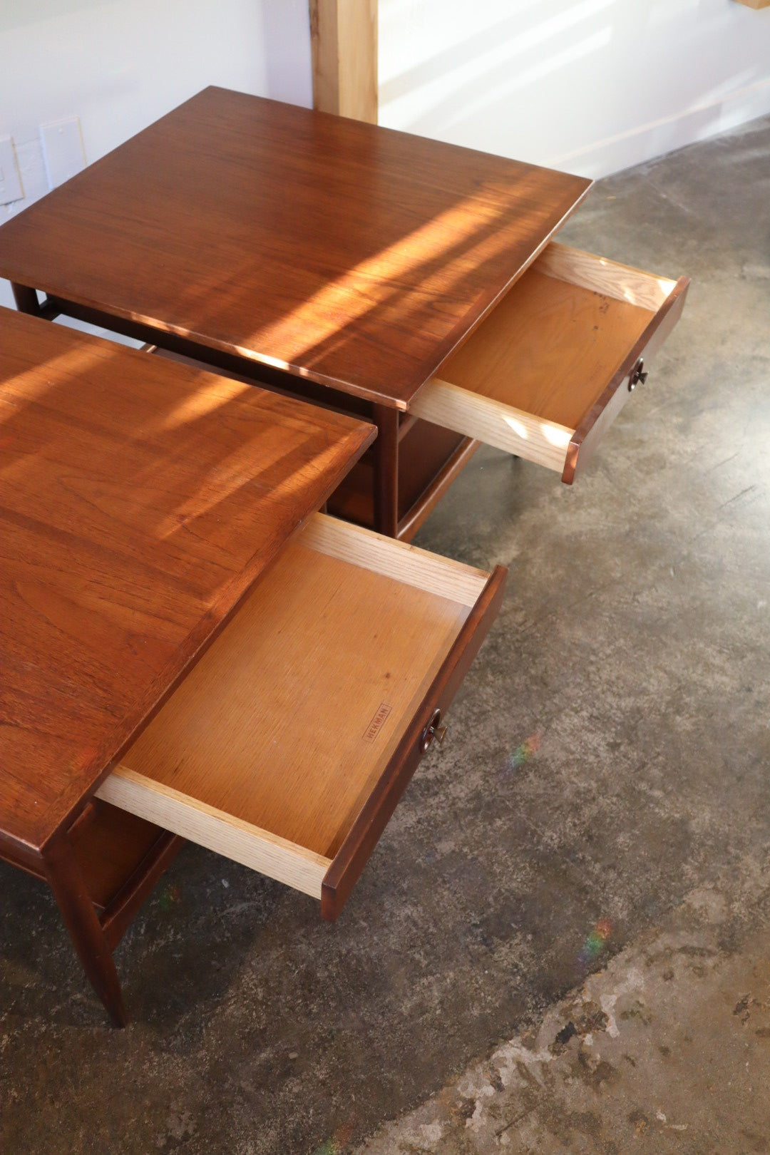 Pair of Hekman Nightstands
