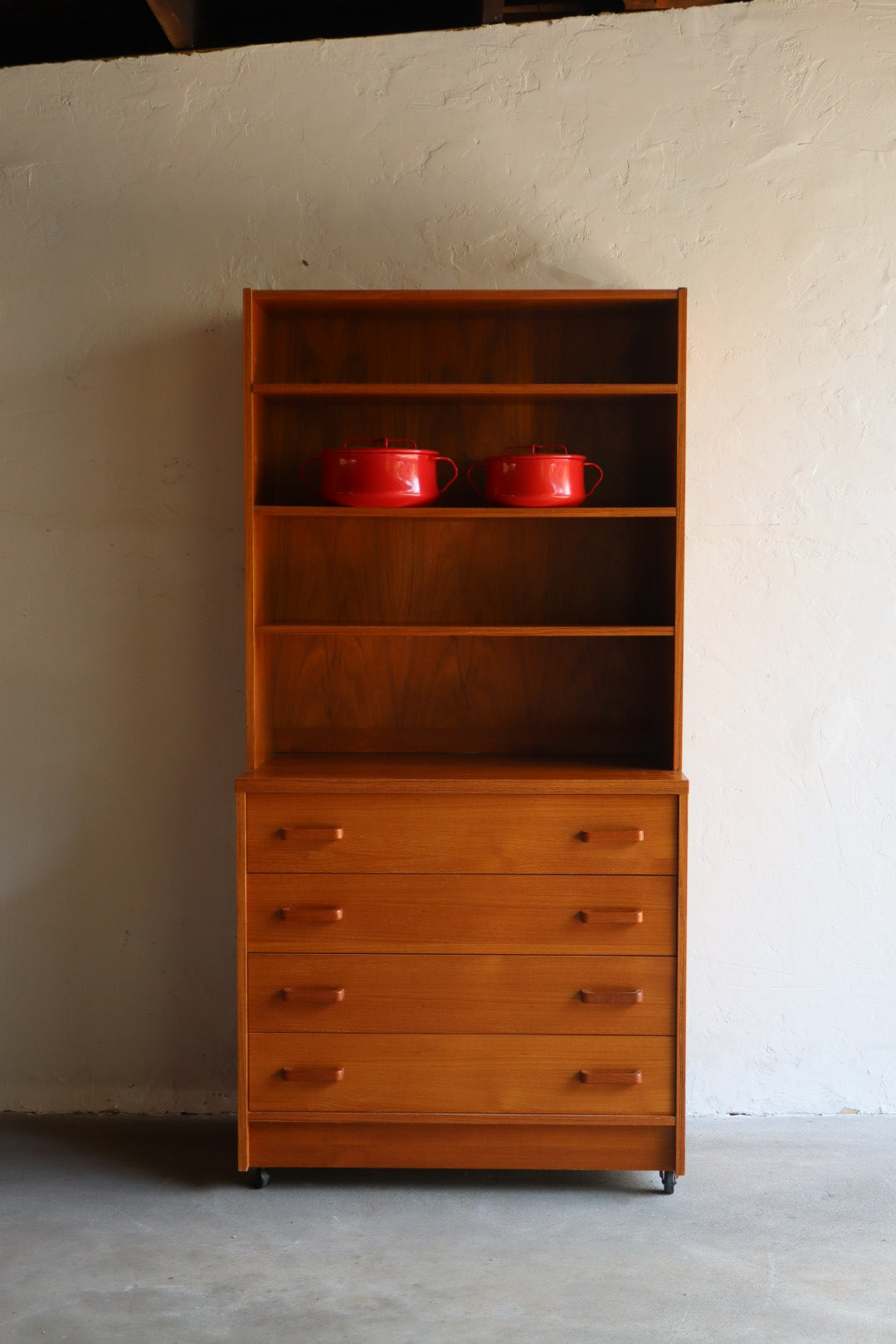 Danish Hutch