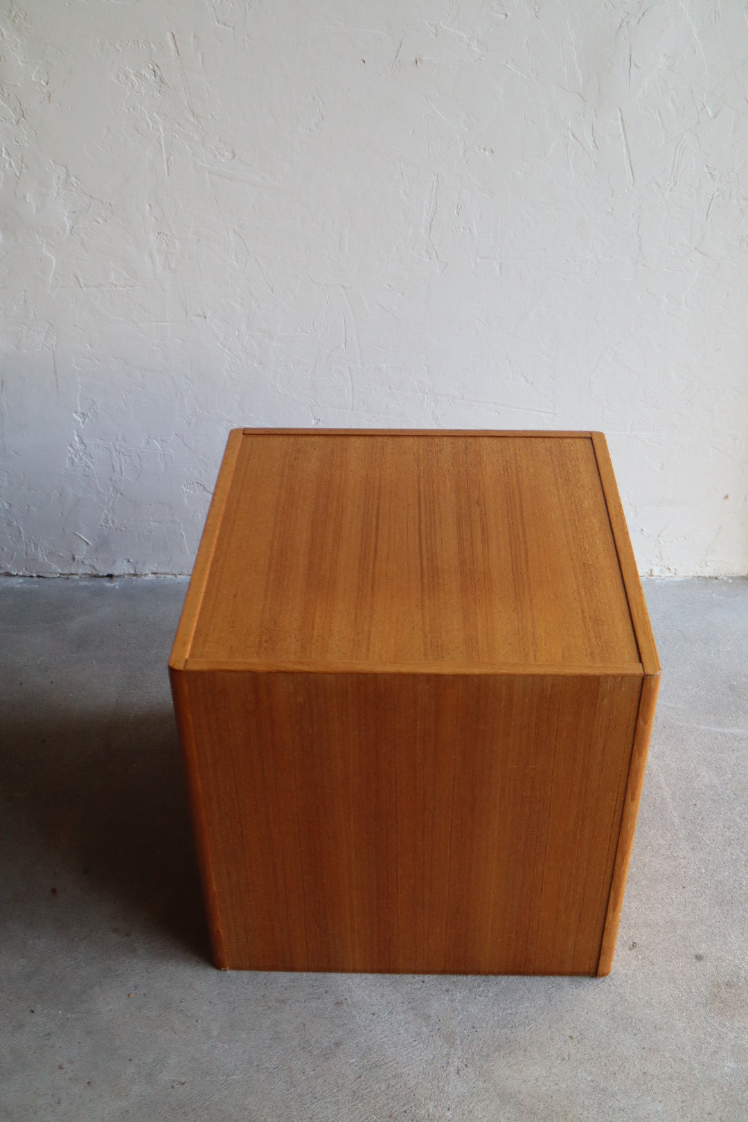Teak Cube