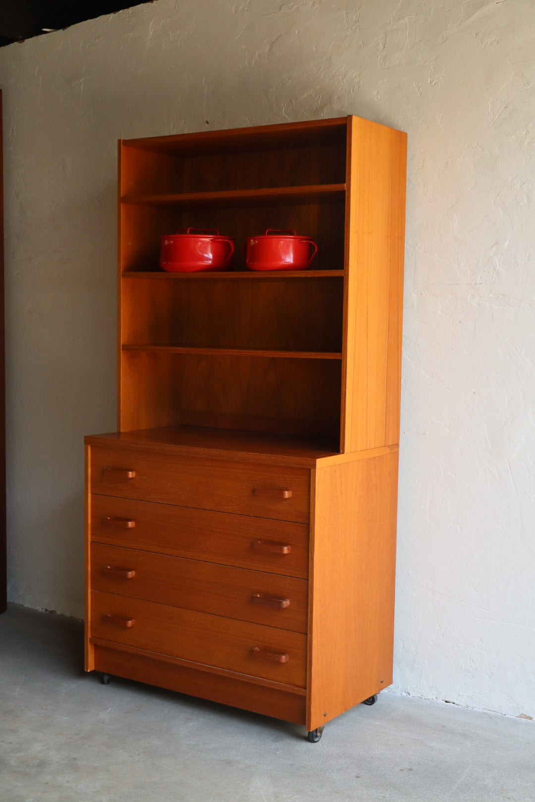 Danish Hutch