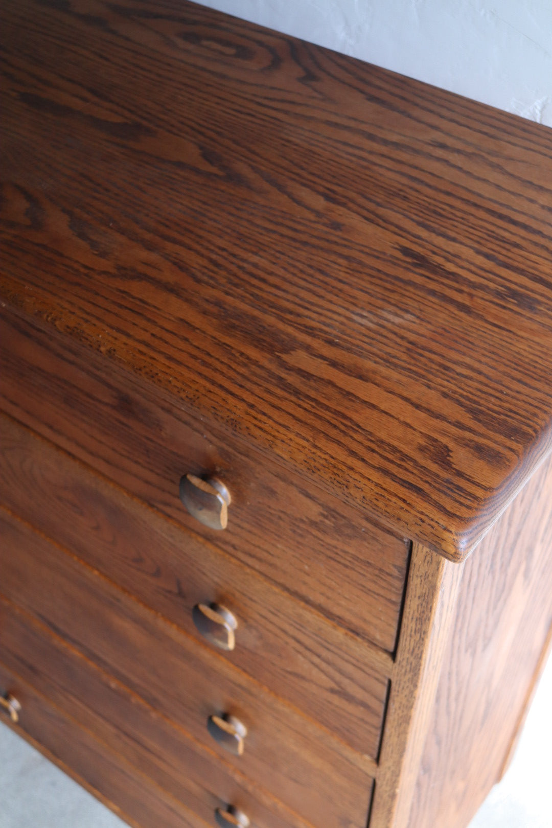 Oak Chest of Drawers