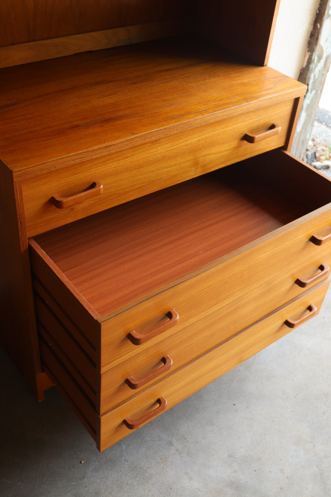 Danish Hutch