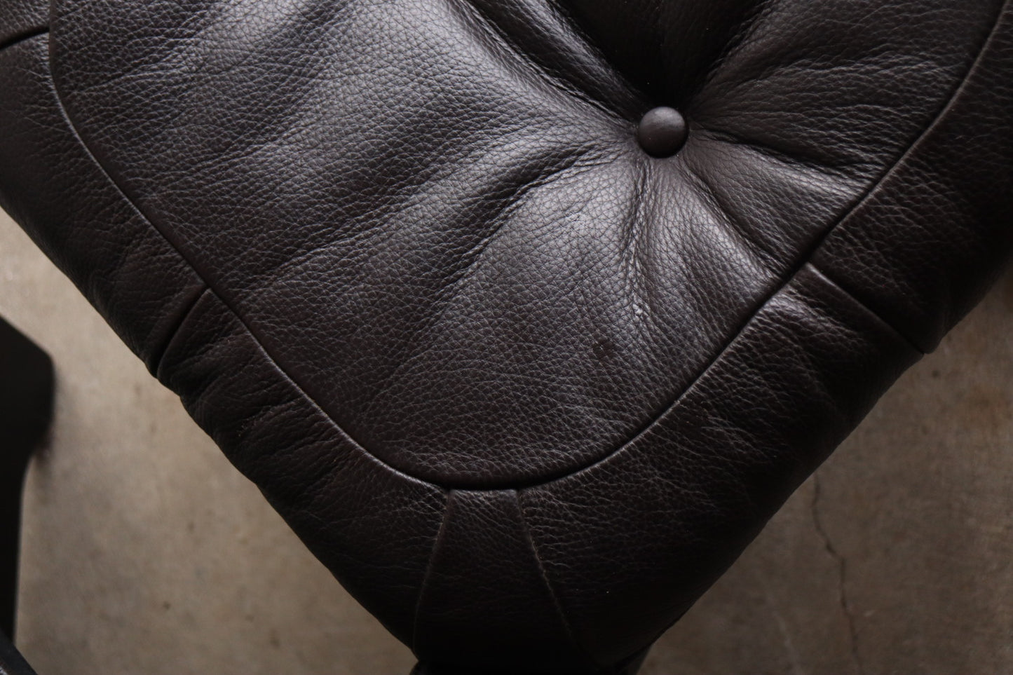 Luna Lounge Chair and Ottoman