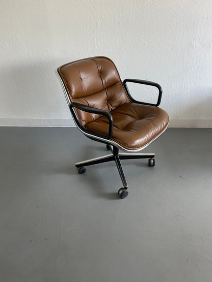 Knoll Pollock Executive Chair