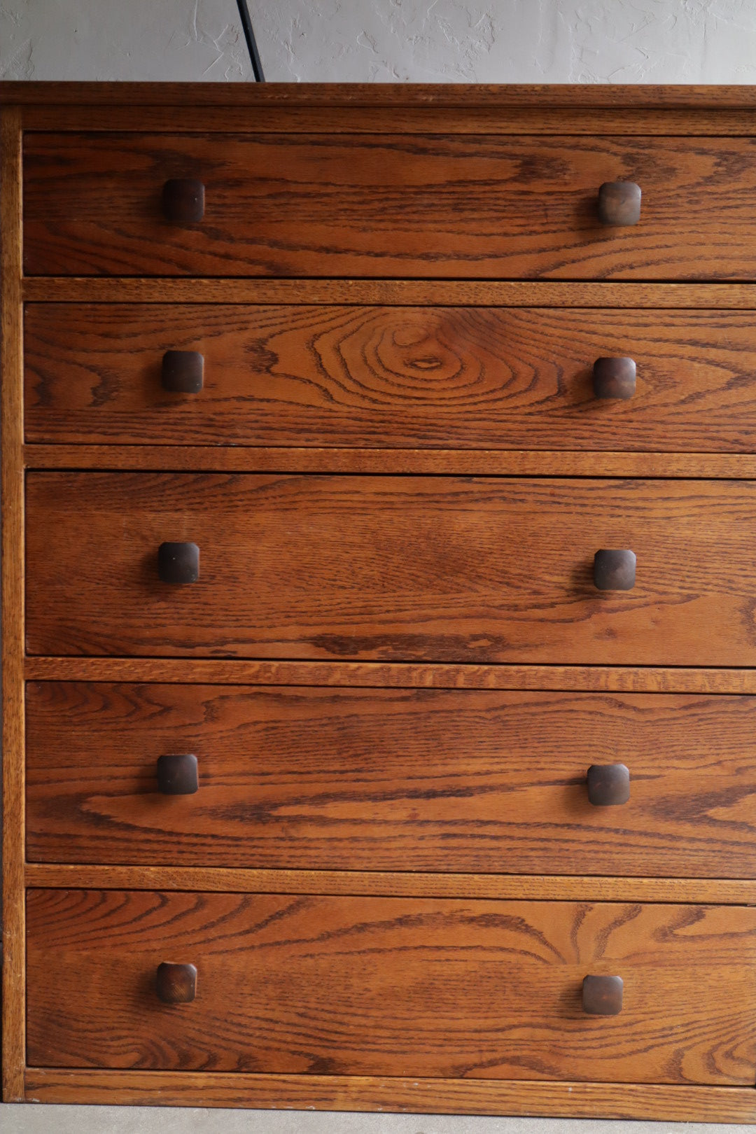 Oak Chest of Drawers