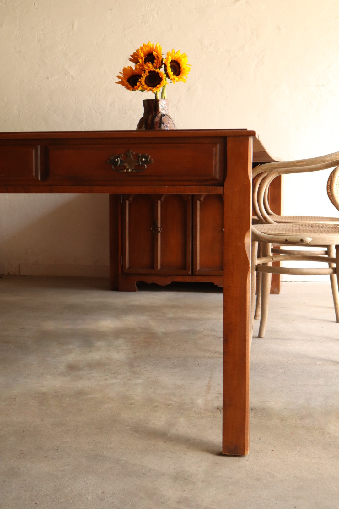 1970s Cabinet with Expanding Table
