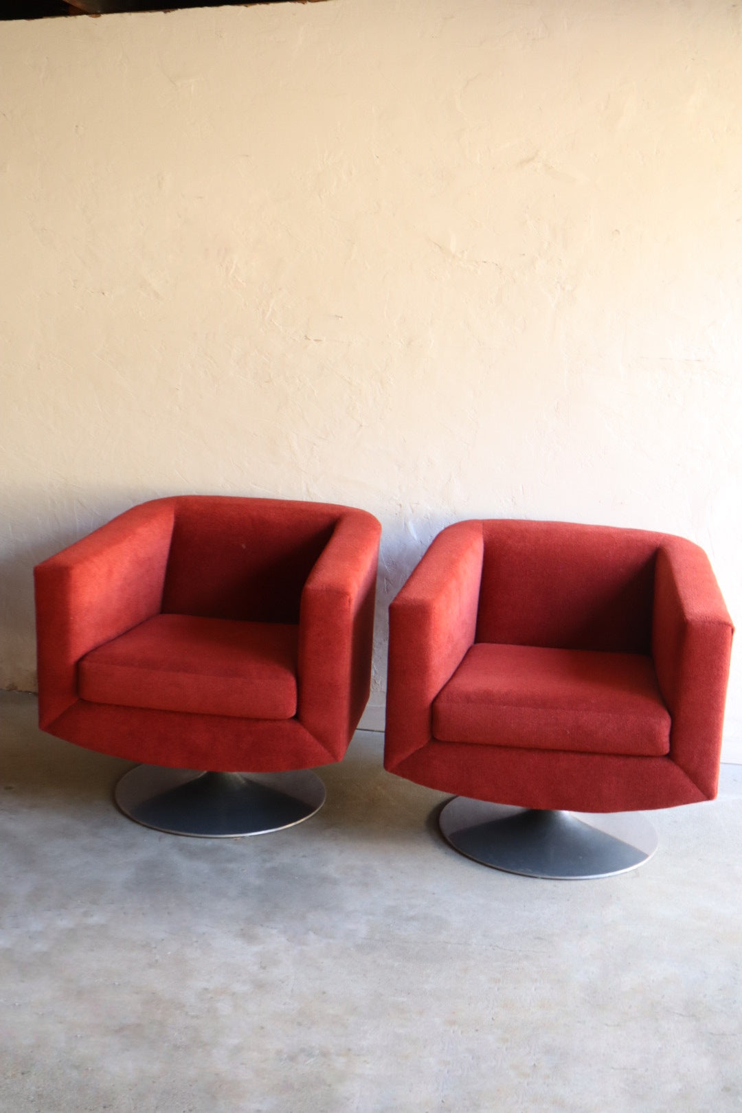 Tulip Swivel Chairs (pair)