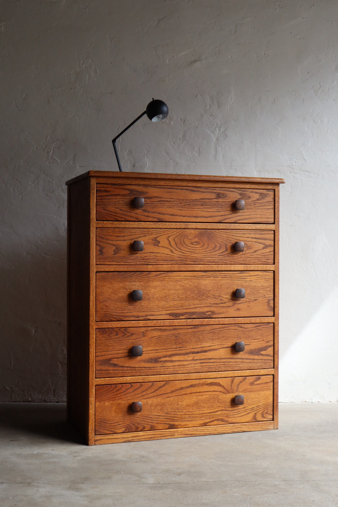 Oak Chest of Drawers