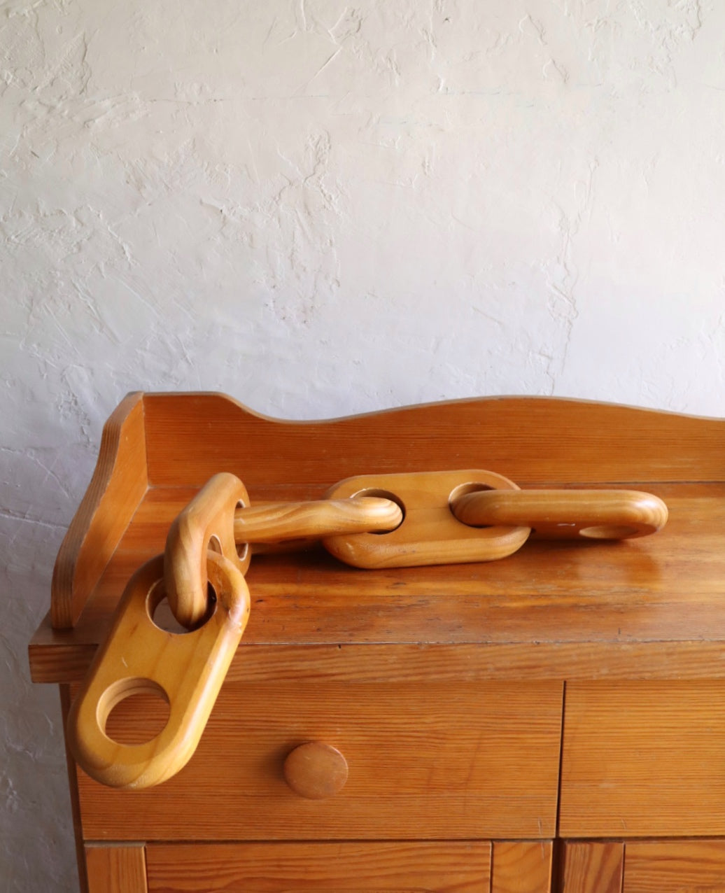 Solid Pine Chain