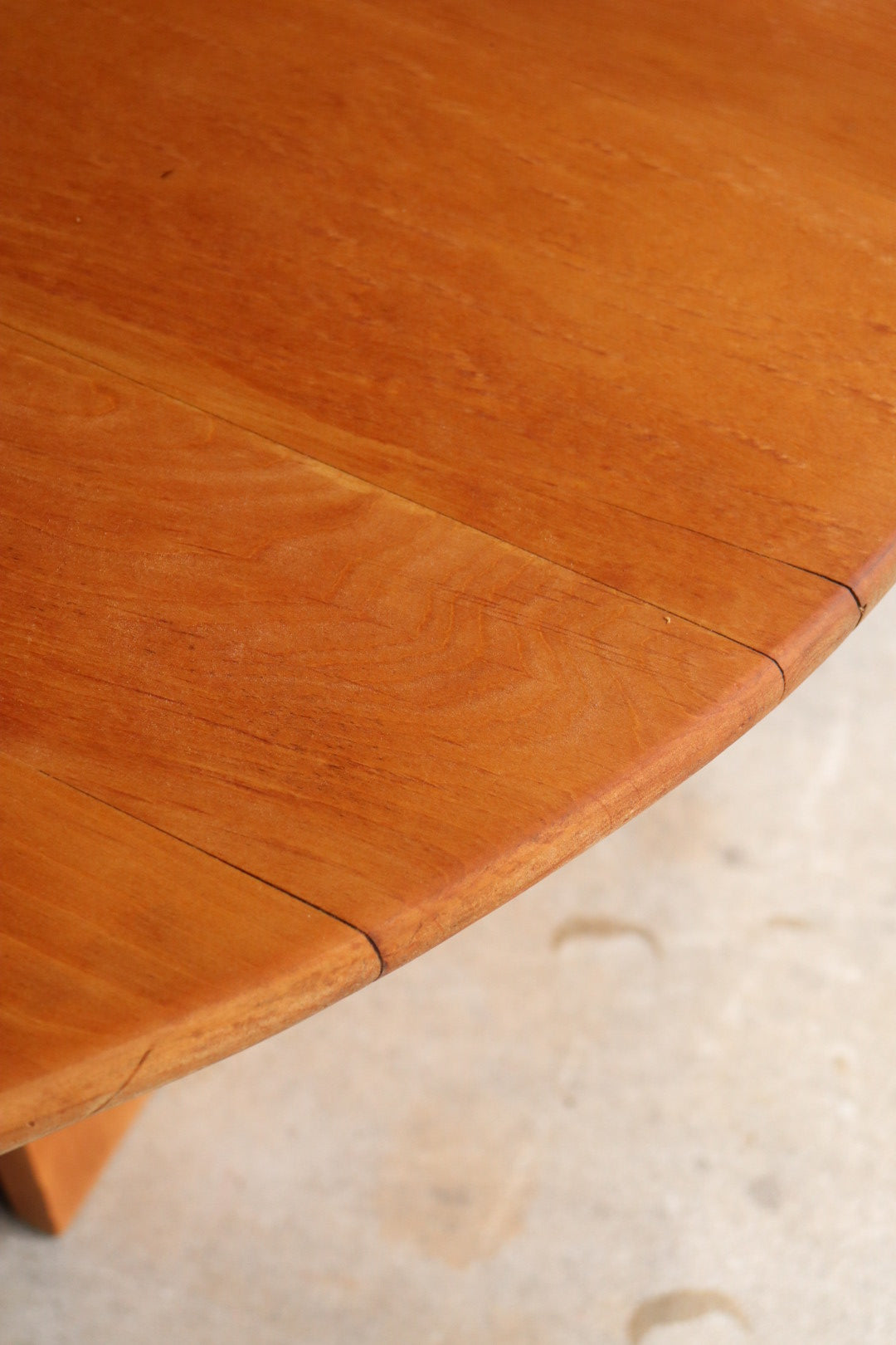 Antique Tilt Top Table