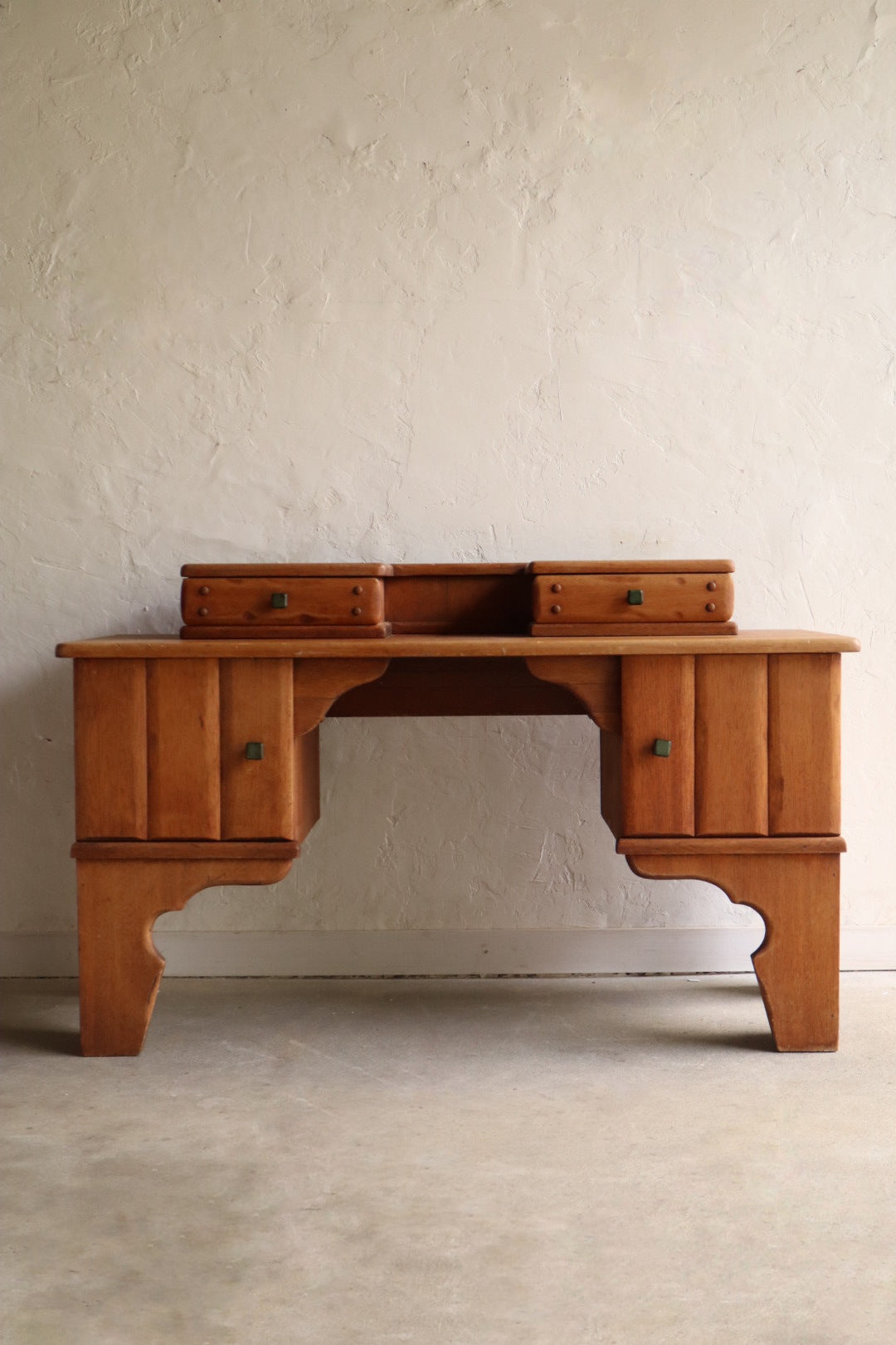 1930s Kroehler Vanity