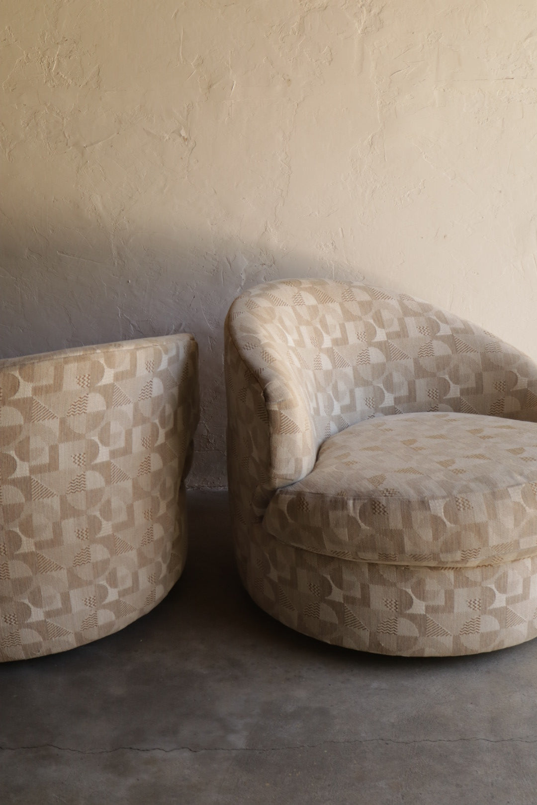 Postmodern Swivel Chairs
