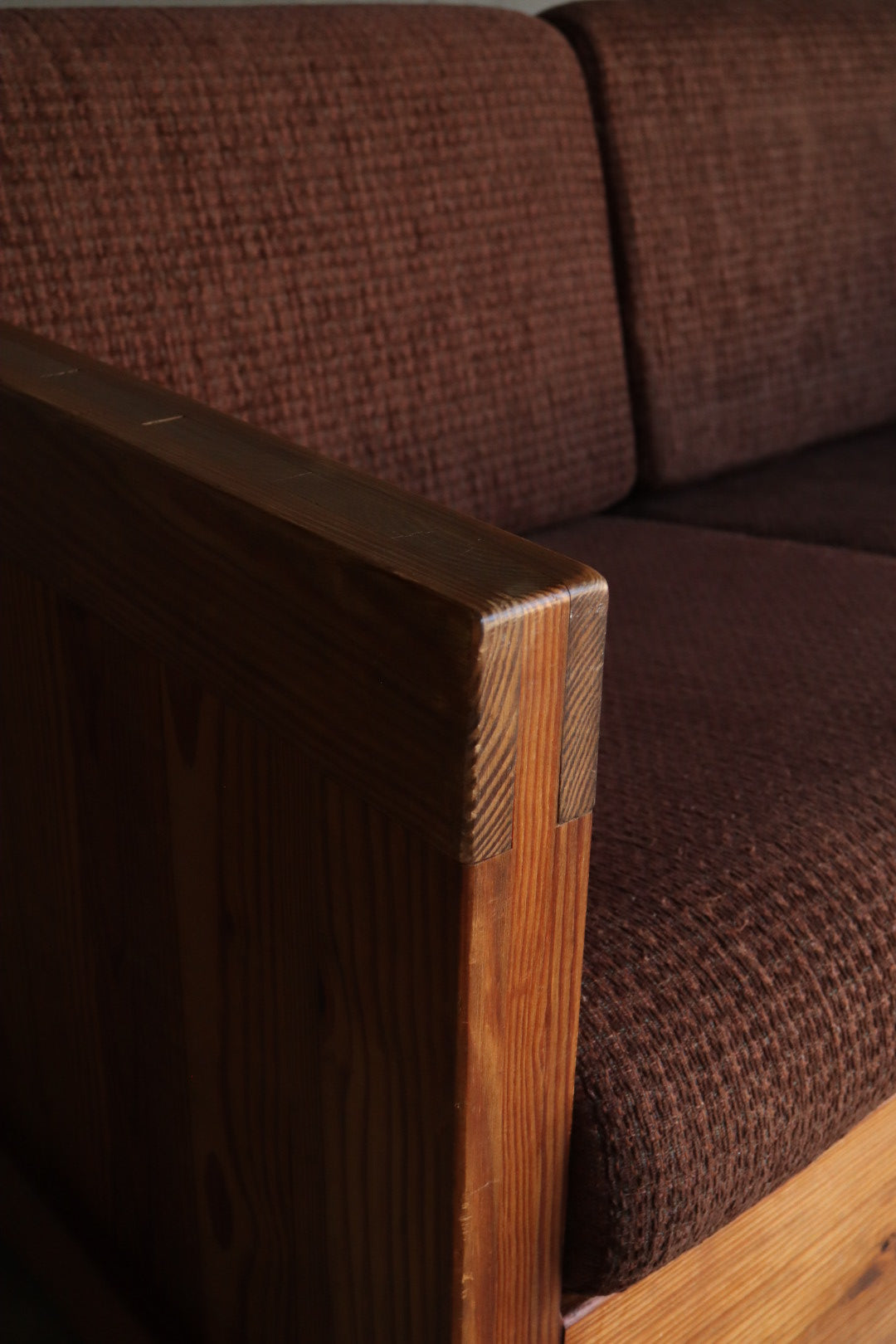 Rustic Pine Loveseat