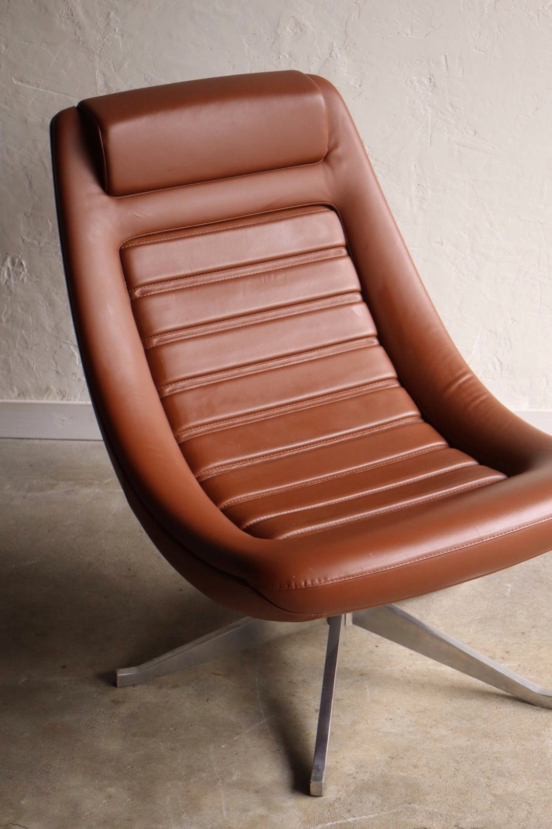 Manzú Lounge Chair
