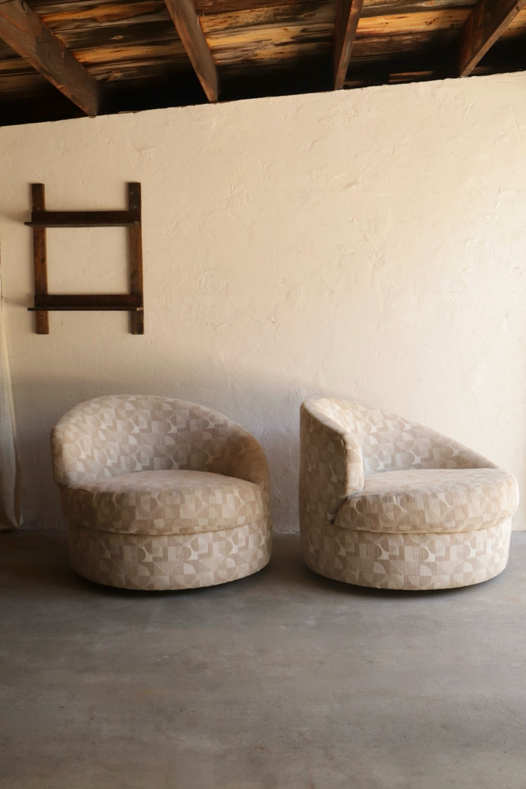 Postmodern Swivel Chairs