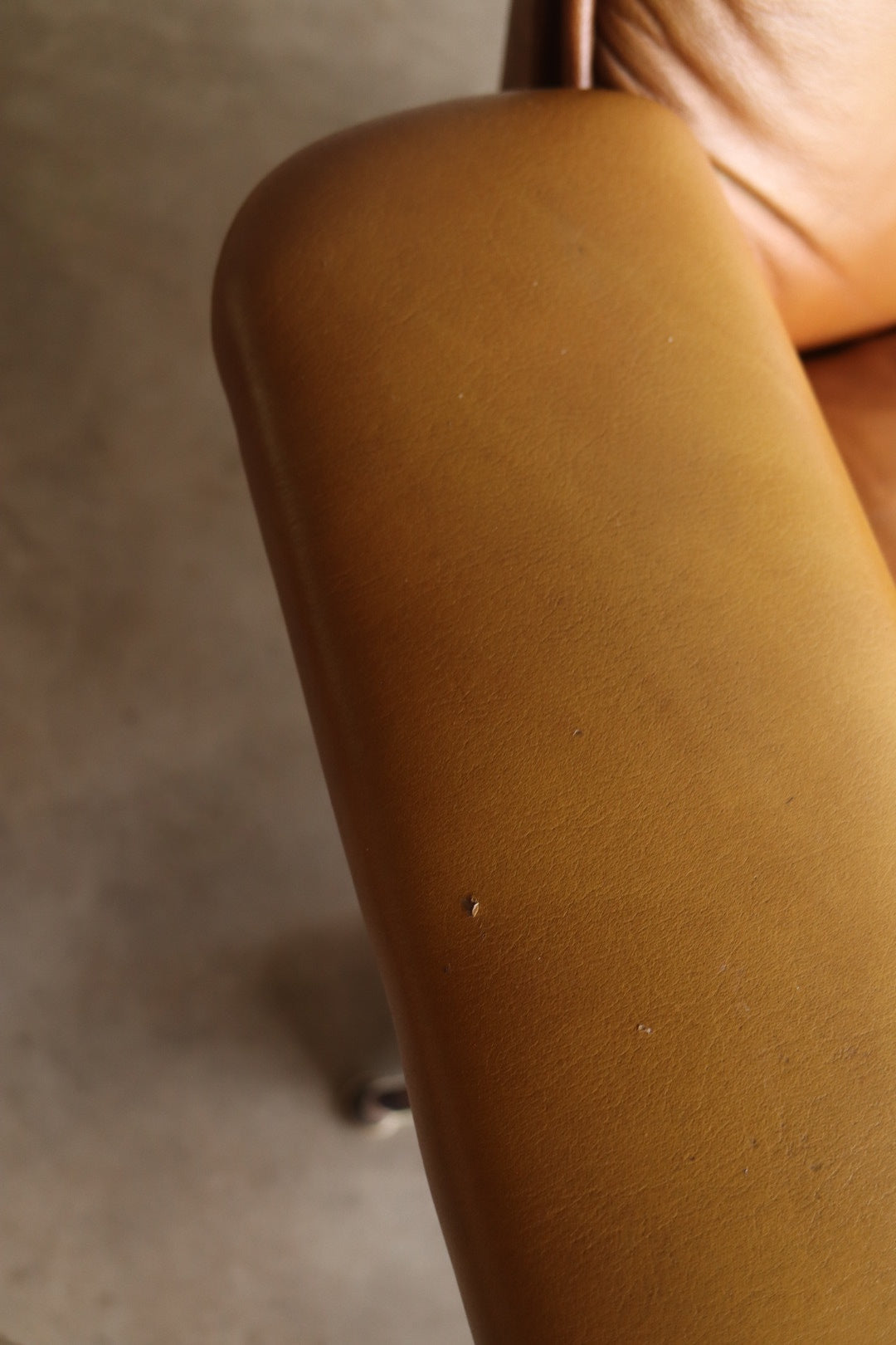 Eames Style Lounge Chair and Ottoman