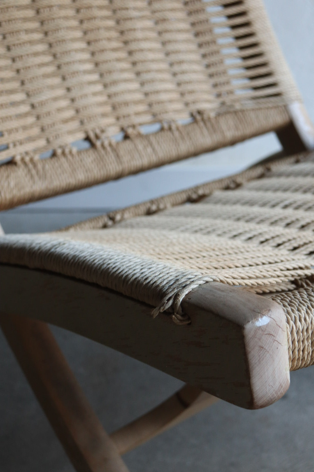 Folding Lounge Chair and Ottoman