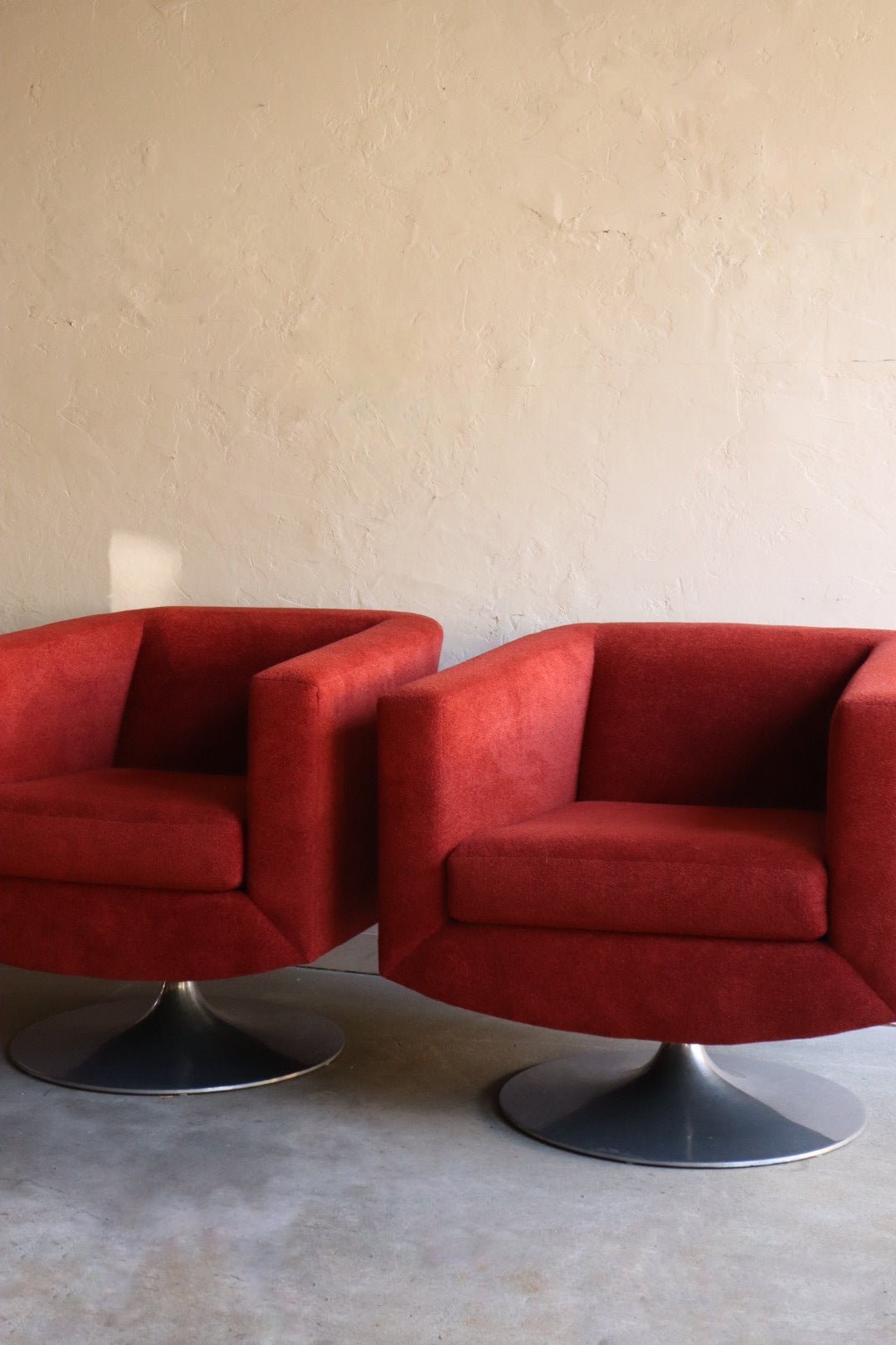 Tulip Swivel Chairs (pair)