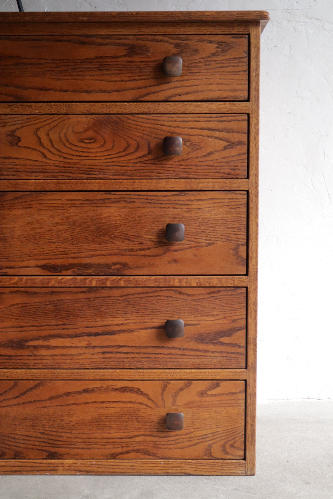 Oak Chest of Drawers