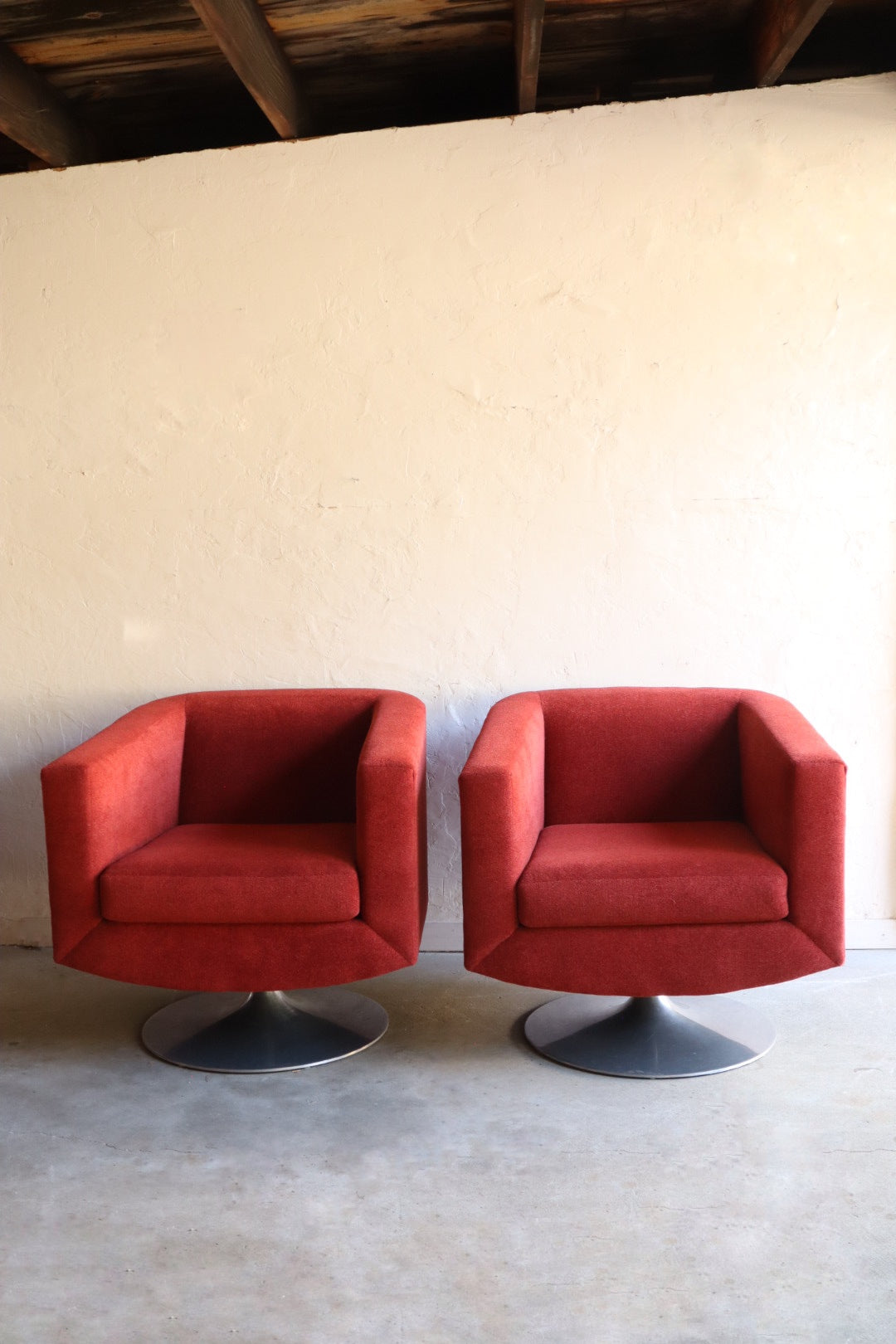 Tulip Swivel Chairs (pair)