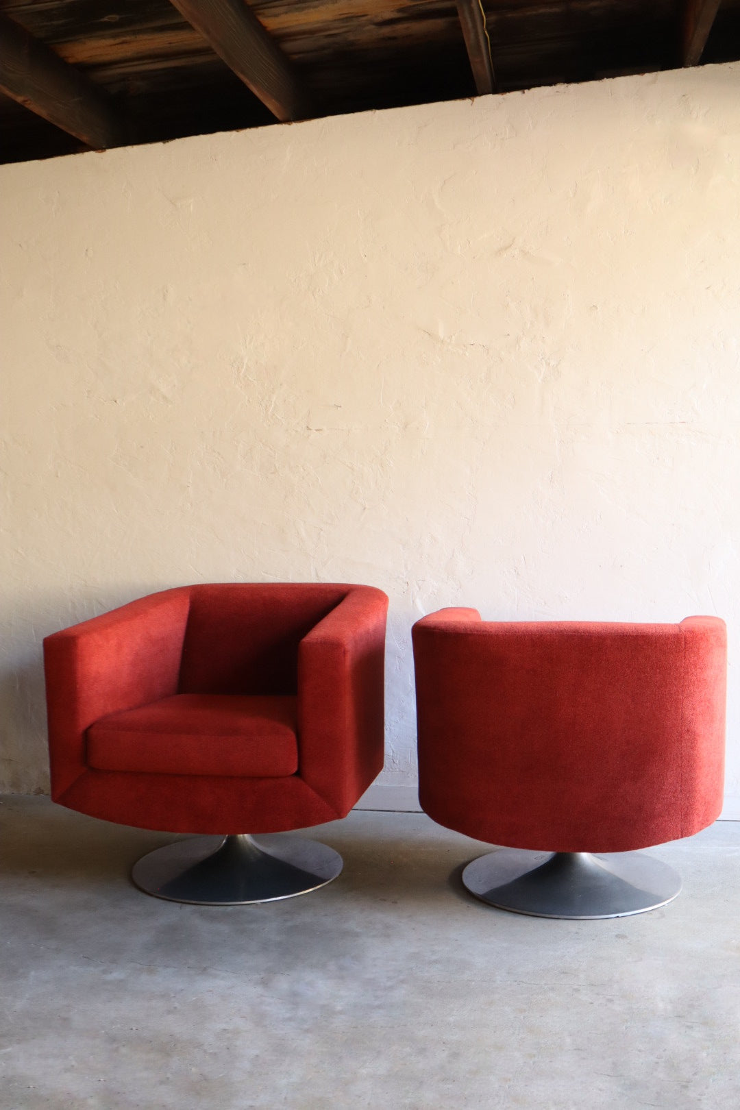 Tulip Swivel Chairs (pair)
