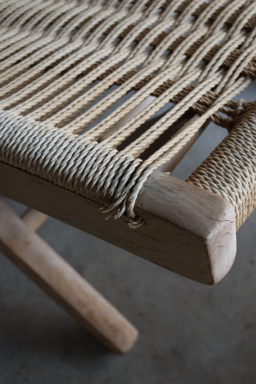 Folding Lounge Chair and Ottoman