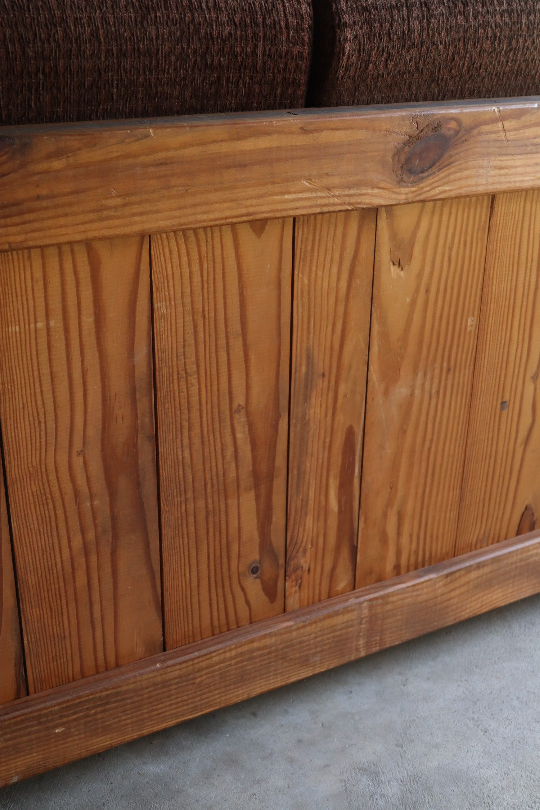 Rustic Pine Loveseat
