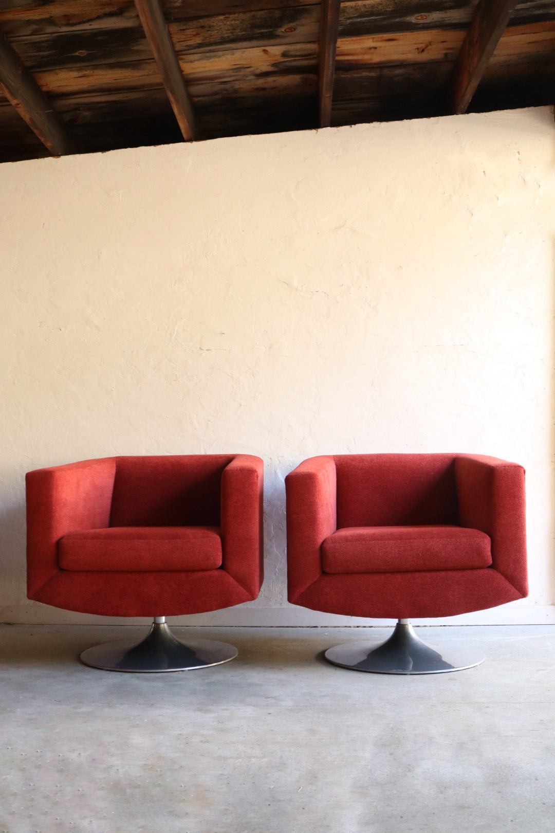 Tulip Swivel Chairs (pair)
