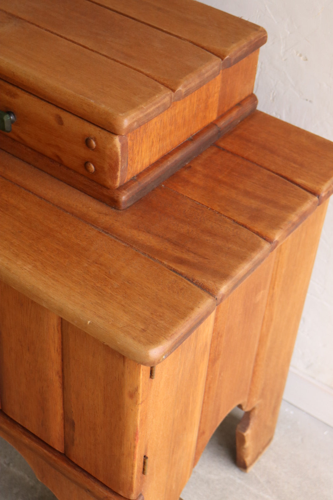 1930s Kroehler Vanity
