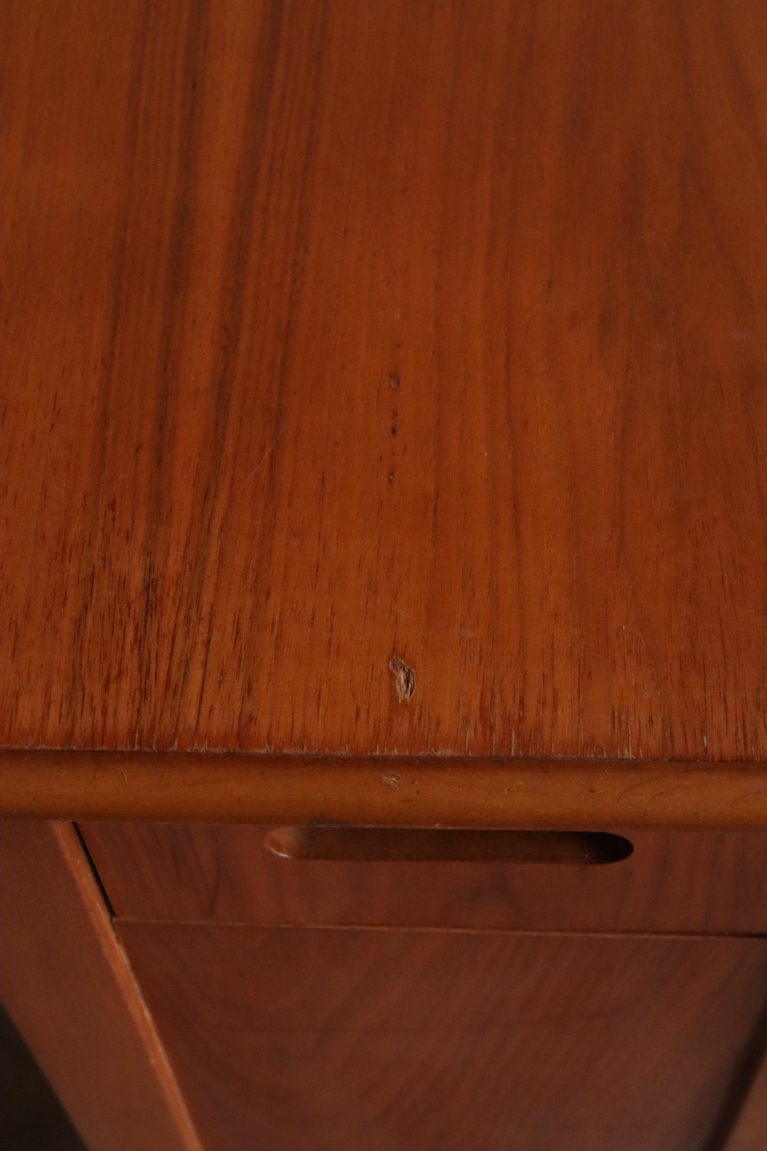 Drop Leaf Hideaway Table & Chairs