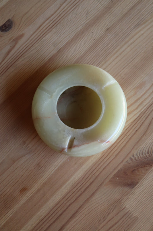 Onyx Ash Tray