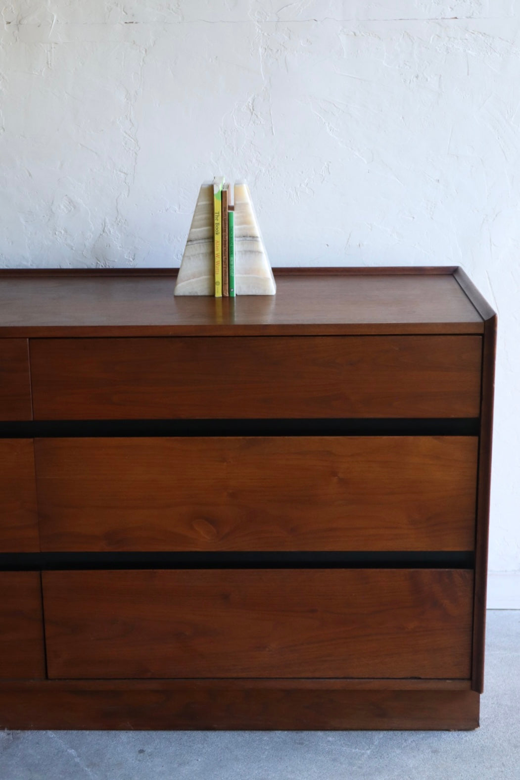 Merton Gershun Esprit Dresser