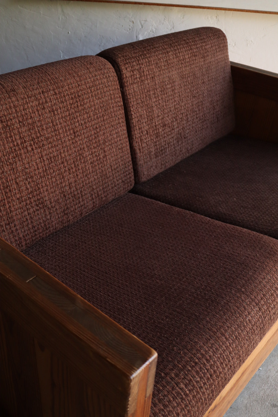 Rustic Pine Loveseat