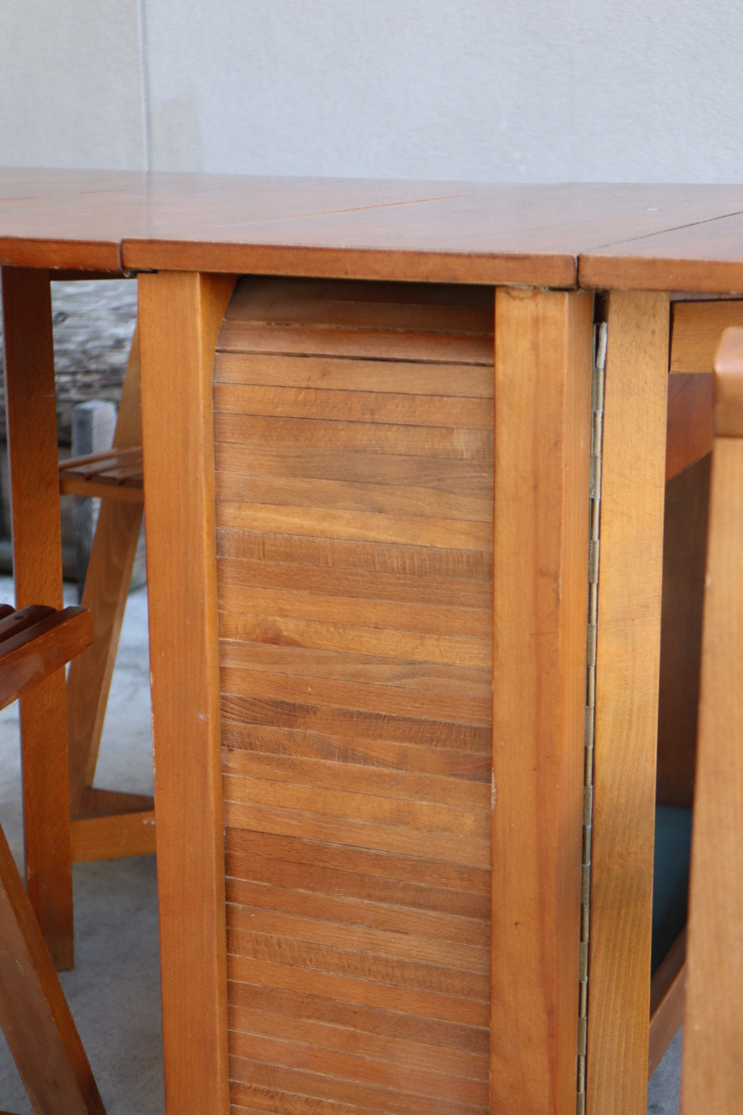 1960s Stowaway Table & Chairs