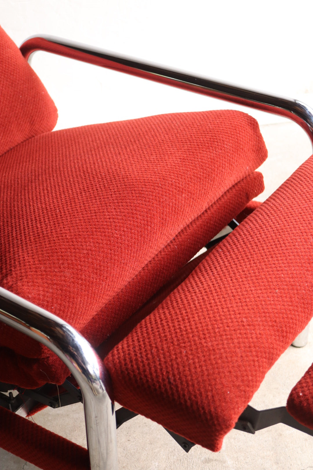 1970s Tubular Recliner