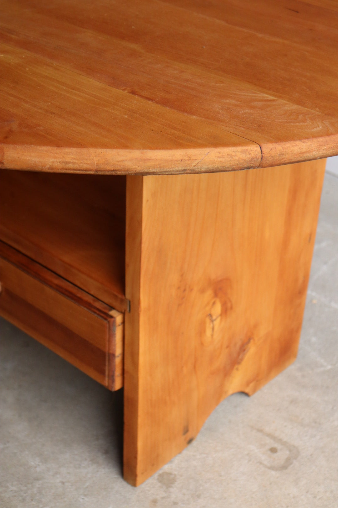 Antique Tilt Top Table