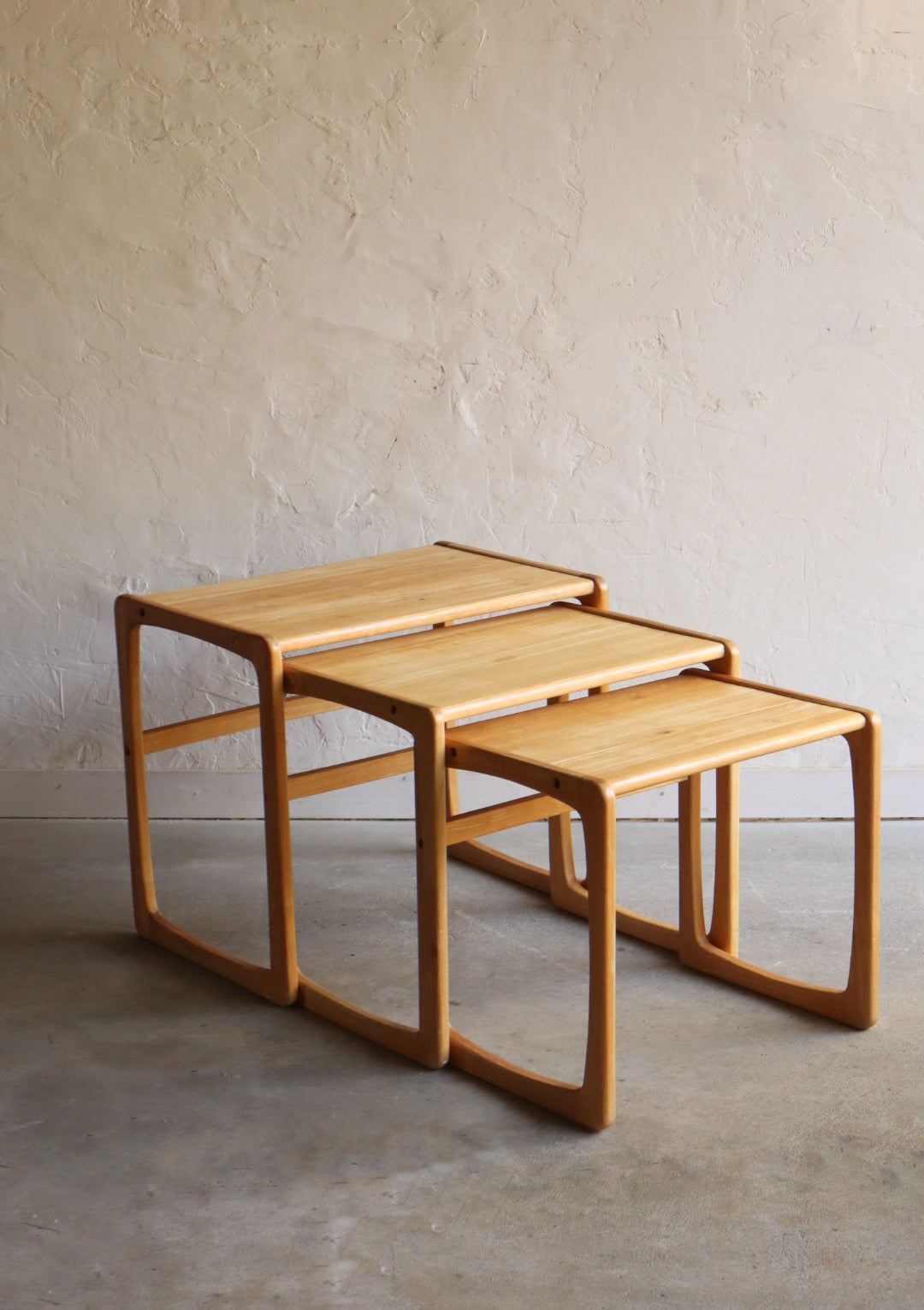 Birch Nesting Tables